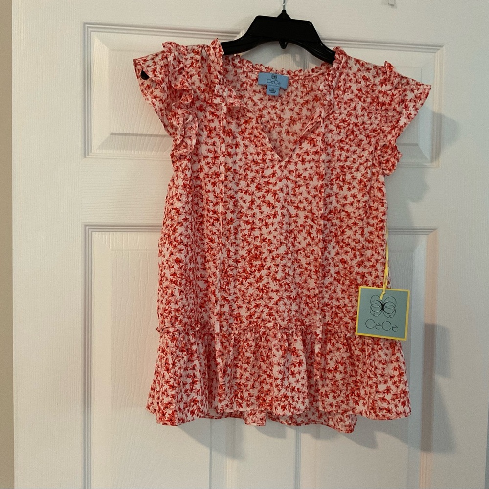 CeCe women’s Red Floral Top